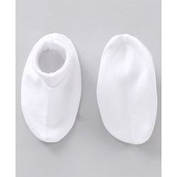 Babyhug 100% Cotton Mittens & Booties Set Solid - White