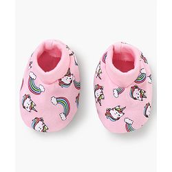 Babyhug 100% Cotton Cap Mittens & Booties Unicorn Print Pink- Diameter 13 cm