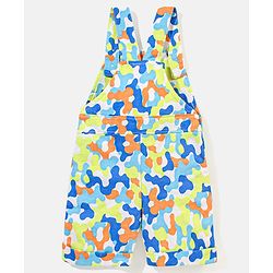 Babyhug 100% Cotton Camouflage Printed Dungaree and Half Sleeves Solid Color T-Shirt Set - Blue