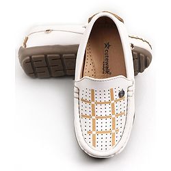 Cute Walk by Babyhug Formal & Party Wear Shoes - White