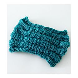 Babyhug Crochet Bow With Pearl Headbands - Blue