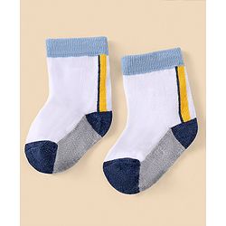 Cutewalk by Babyhug Ankle Length Anti-bacterial Cotton Knit Blend Socks Giraffe Design Pack of 5 - Multicolour