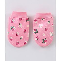 Babyhug 100% Cotton Cap Mittens & Booties Strawberry Printed - Diameter 11 cm