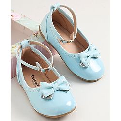 Cute Walk by Babyhug Buckled Closure Bellies With Bow Applique- Sky Blue
