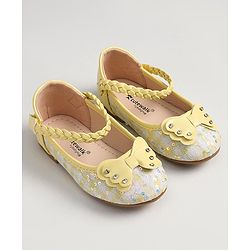 Cute Walk by Babyhug Velcro Closure Bellies With Bow Applique- Yellow