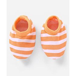 Babyhug 100% Cotton Cap Mittens And Booties Set Stripes Pattern Orange - Diameter 10 cm