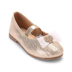 Cute Walk By Babyhug Strap Closure Bellies With Heart Applique - Golden