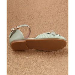 Cute Walk by Babyhug Bellies with Buckle Closure Floral Applique - Pink