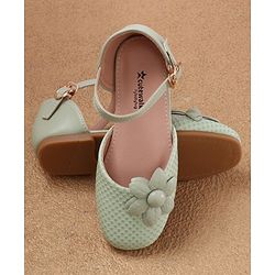 Cute Walk by Babyhug Bellies with Buckle Closure Floral Applique - Pink