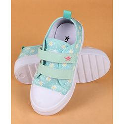 Cute Walk by Babyhug Velcro Closure Casual Shoes - Green