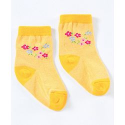 Cutewalk By Babyhug Anti Bacterial Ankle Length Non Terry Socks Floral Design Pack of 3- Yellow & Purple