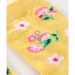 Cutewalk By Babyhug Anti Bacterial Ankle Length Non Terry Socks Floral Design Pack of 3- Pink & Yellow