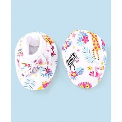 Babyhug 100% Cotton Knit Cap Mittens & Booties Set Flamingo Print -  White