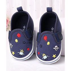 Cute Walk by Babyhug Embroidered Booties with Velcro Closure - Blue