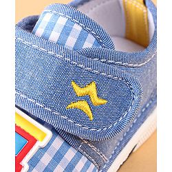 Cute Walk by Babyhug Checked Casual Denim Shoes with Velcro Closure Train Applique - Blue