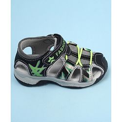 Cute Walk by Babyhug  Sandals With Velcro Closure Star Print & Applique- Green