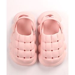Cute Walk by Babyhug Slip On Clogs Cube Design Design - Pink