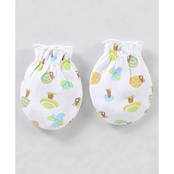 Babyhug 100% Cotton Lady Bug Printed Cap Mittens & Booties White -  Diameter 11.5 cm