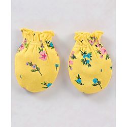 Babyhug 100% Cotton Cap Mittens And Booties Floral Print Yellow - Diameter 9 cm