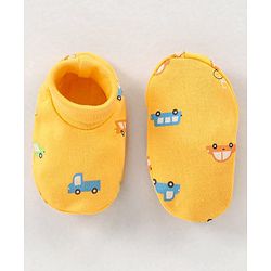 Babyhug 100% Cotton Knit Vehicles Printed Cap Mittens & Booties Set Yellow - Diameter - 9 cm