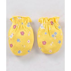 Babyhug 100% Cotton Cap Mittens & Booties Floral Print Yellow- Diameter 11.5 cm