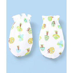 Babyhug 100% Cotton Mittens And Booties Set Mushroom Printed - White