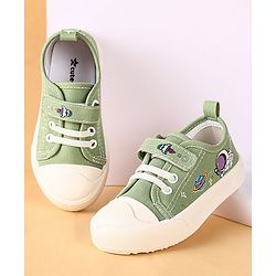 Cute Walk by Babyhug Velcro Closure Casual Shoes with Astro Graphics - Green