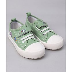 Cute Walk by Babyhug Velcro Closure Casual Shoes with Astro Graphics - Green
