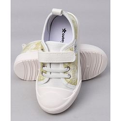 Cute Walk by Babyhug Velcro Closure Casual Shoes - Off White