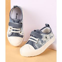 Cute Walk by Babyhug Velcro Closure Casual Shoes - Blue