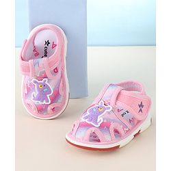 Cute Walk by Babyhug Velcro Closure Sandals Puppy Patch - Pink