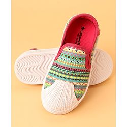 Cute Walk by Babyhug Slip On Printed Casual Shoes - Pink