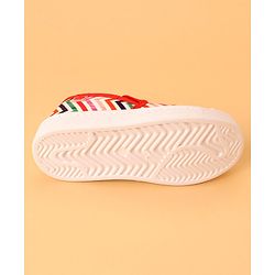 Cute Walk by Babyhug Slip On Chevron Printed Causal Shoes - Red