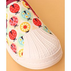Cute Walk by Babyhug Slip On Bugs Printed Casual Shoes - Pink