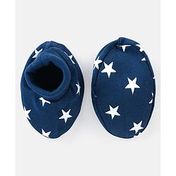 Babyhug 100% Cotton Cap Mittens And Booties Star Print Navy Blue -  Diameter 11.5 cm