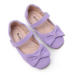 Cute Walk by Babyhug Bellies with Velcro Closure with Bow Applique - Pink