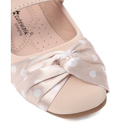 Cute Walk by Babyhug Bellies with Velcro Closure with Applique - Beige