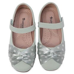 Cute Walk by Babyhug Bellies with Velcro Closure with Applique - Beige