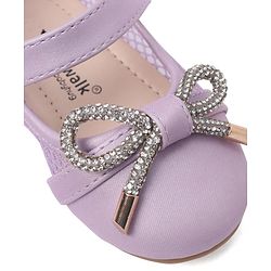 Cute Walk By Babyhug Bellies with Velcro Closure & Bow Applique - Pink