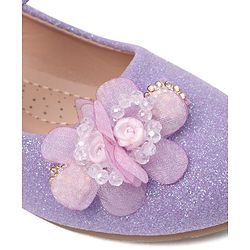 Cute Walk by Babyhug Bellies with Buckle Closure Floral Applique - Purple