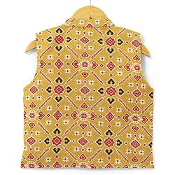 Babyhug 100% Cotton Woven Full Sleeves Solid Color Kurta Pyjama Set with Waistcoat Argyle Print - Red