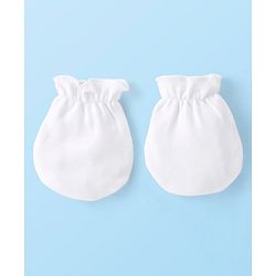 Babyhug 100% Cotton Knit Solid Color Cap Mittens & Booties White - Diameter 9 cm