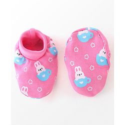 Babyhug 100% Cotton Cap Mittens & Booties Bunny Print Pink - Diameter 9 Cm