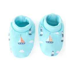 Babyhug 100% Cotton Cap Mittens & Booties Boat Print- Blue Cap Diameter- 10 Cm, Mittens Dim- 10 Cm, Booties Dim- 11 Cm, No of Pcs- 5, Size- 3-6M