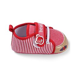 Cute Walk by Babyhug Booties with Velcro Closure Bear Applique  - Red