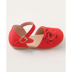 Cute Walk by Babyhug Bellies With Buckle Closure & Floral Applique - Red