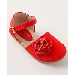 Cute Walk by Babyhug Bellies With Buckle Closure & Floral Applique - Red