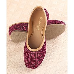Cute Walk by Babyhug Slip On Mojaris with Sequins & Embroidery Detailing - Purple