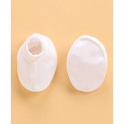 Babyhug 100 % Cotton Baby Clothing Gift Sets Pack of 7 - White