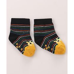 Cutewalk by Babyhug Cotton Anti-Bacterial Anti-Skid Ankle Length Striped & Giraffe Design Socks Pack of 3 - Yellow & Grey